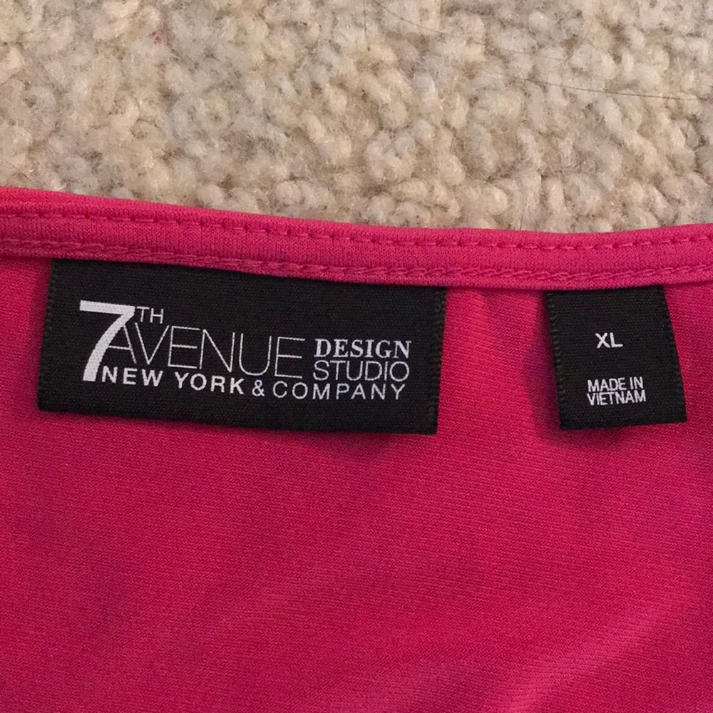 Pink blouse - Picture 5 of 5